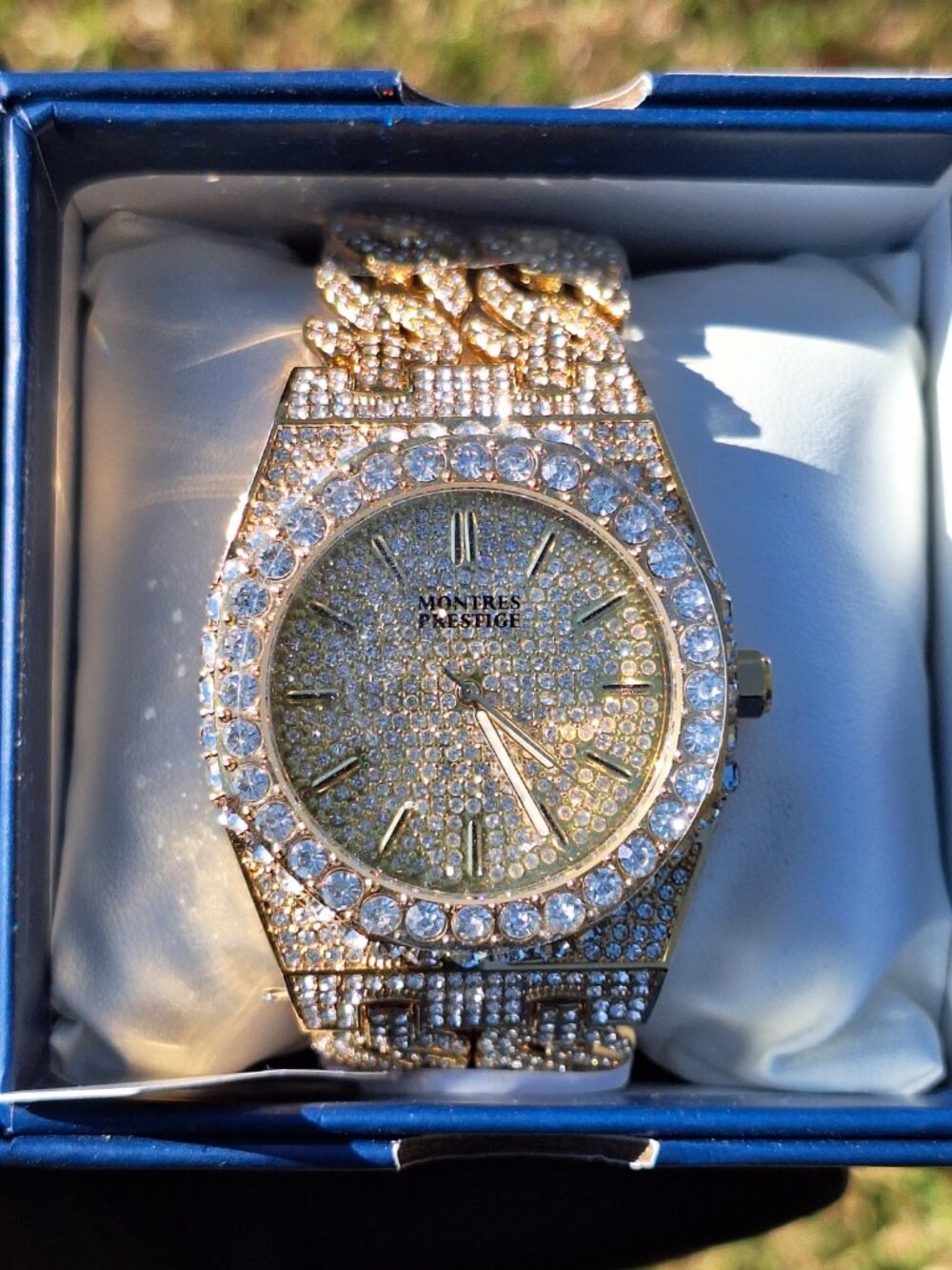 🔥 Iced Out Montres Prestige X Invicta Men's Watch 42mm Gold Quartz Pave Crystal - Picture 4 of 4